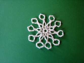 Tied Snowflake - 003