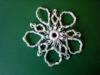 Tied Snowflake - 040