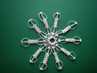 Tied Snowflake - 068