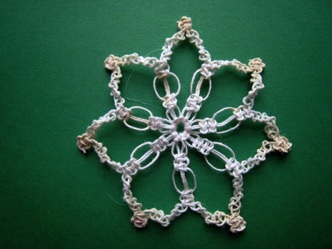 Tied Snowflake - 089