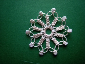 Tied Snowflake - 135