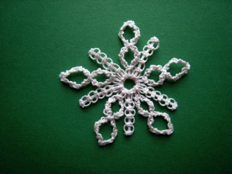 Tied Snowflake - 140